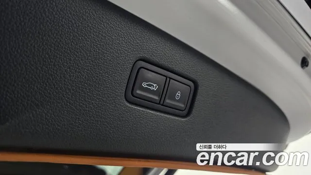 Genesis GV80 — Фото автомобиля 17