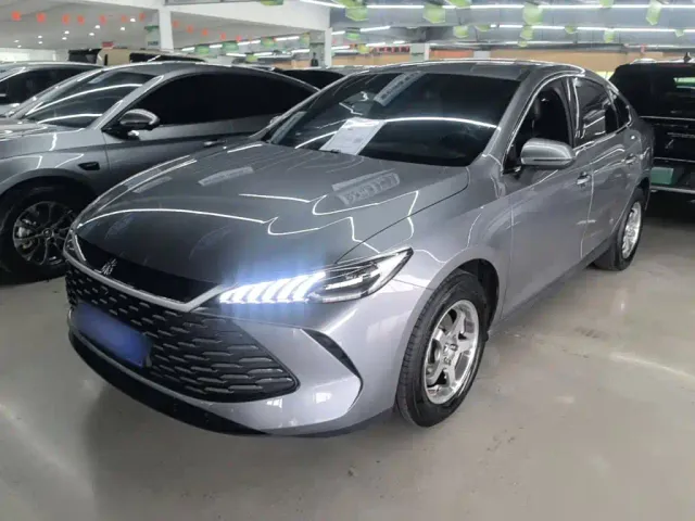 Фотография автомобиля — BYD Qin PLUS