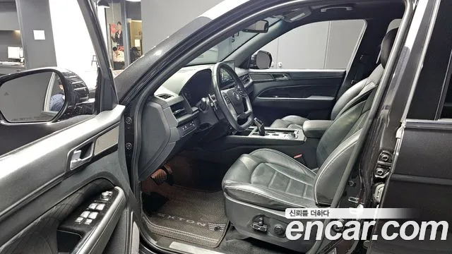 KG_Mobility_Ssangyong Rexton Rexton Arena Дизель 2.2 4WD — Фото автомобиля 10
