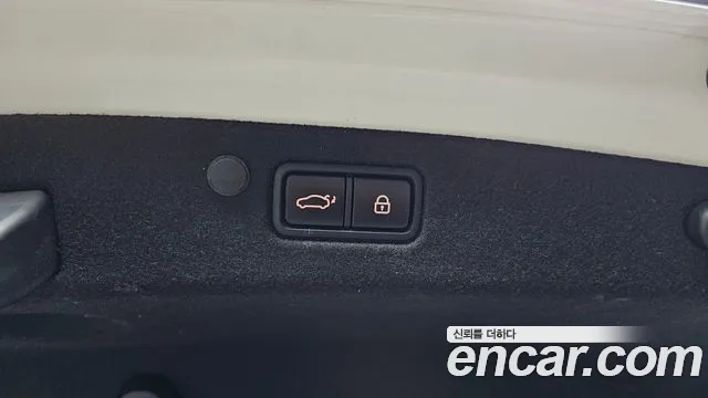 Hyundai Grandeur Grandeur (New) — Фото автомобиля 16