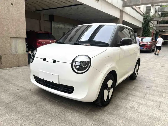 Фотография автомобиля — Changan Lumin