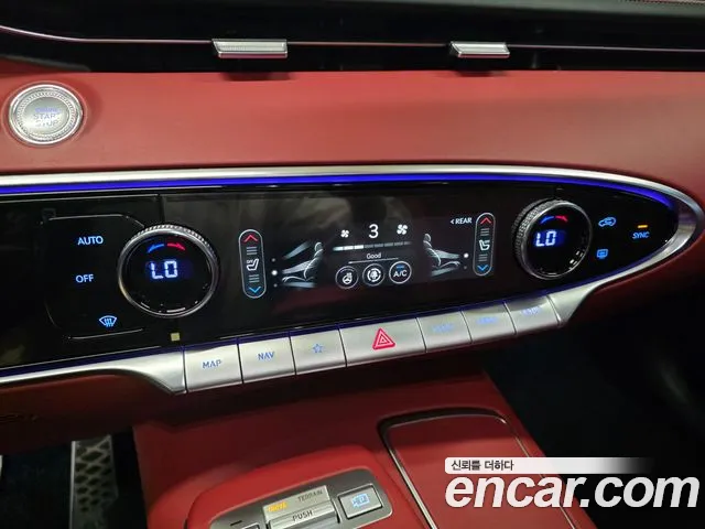 Genesis GV70 — Фото автомобиля 9