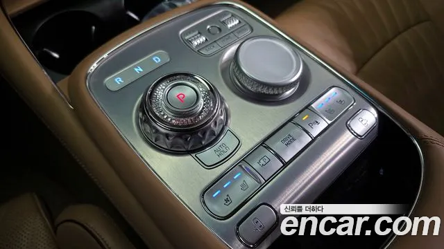Genesis G90 Бензин 3.5 турбо AWD — Фото автомобиля 8
