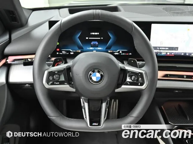 BMW 5 Series G60 — Фото автомобиля 13