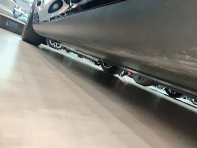 Tesla Model Y — Фото автомобиля 21