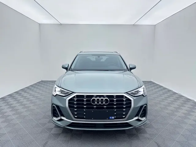 Audi Q3 — Фото автомобиля 2