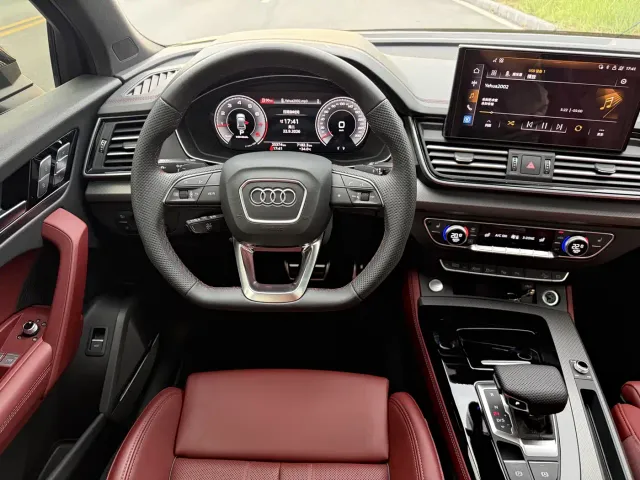 Audi Q5L — Фото автомобиля 12