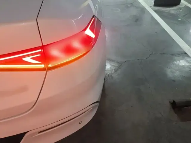 BYD Qin PLUS 2024 Glory Edition DM-i 55KM Leading — Фото автомобиля 7
