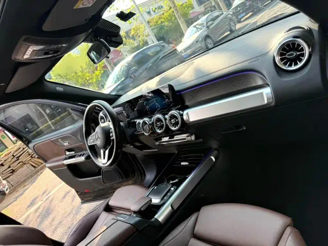 Mercedes-Benz GLB-Class — Фото автомобиля 15