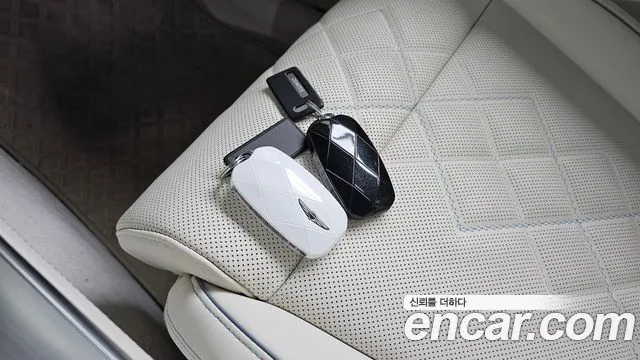 Genesis GV70 Electrified — Фото автомобиля 22