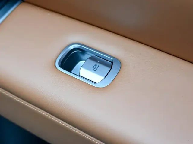 BYD FangChengBao Titanium 7 — Фото автомобиля 27