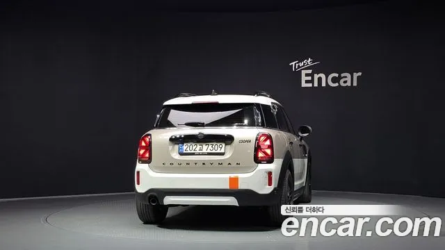 MINI Countryman — Фото автомобиля 4