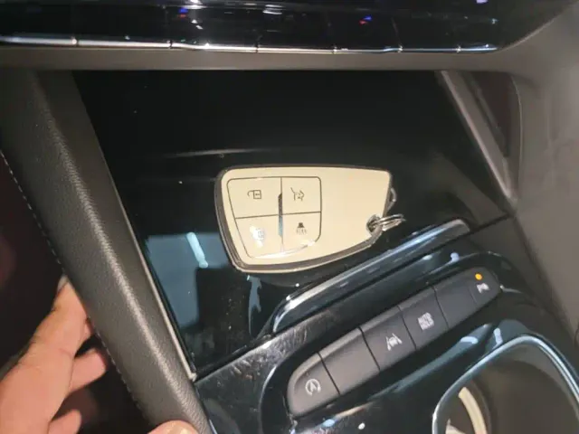Buick Envision Plus — Фото автомобиля 8