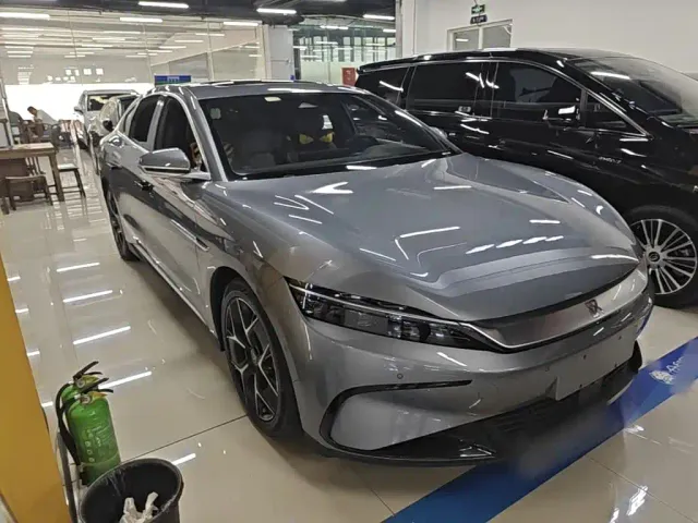 BYD Han — Фото автомобиля 21