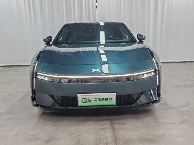 Xpeng P7 — Фото автомобиля 2
