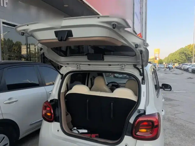 Wuling Hongguang Mini EV — Фото автомобиля 18