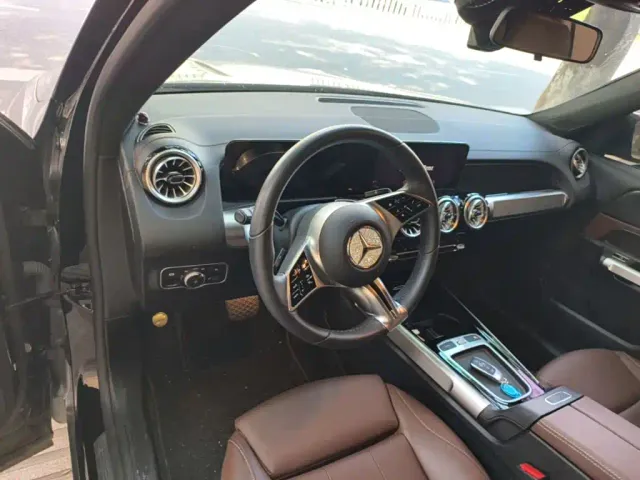 Mercedes-Benz GLB-Class — Фото автомобиля 9