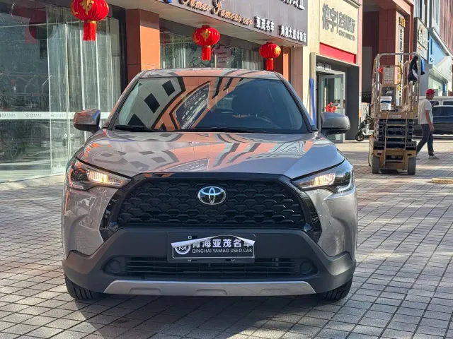 Toyota Corolla Cross — Фото автомобиля 2