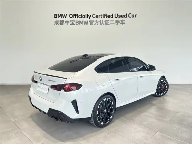 BMW M235L — Фото автомобиля 4