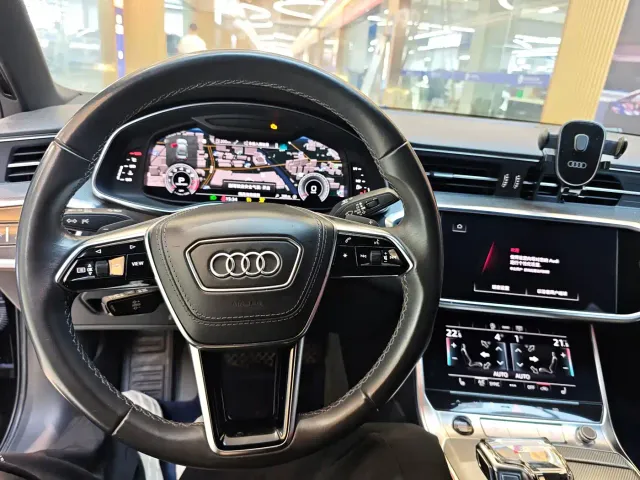 Audi A6L — Фото автомобиля 5