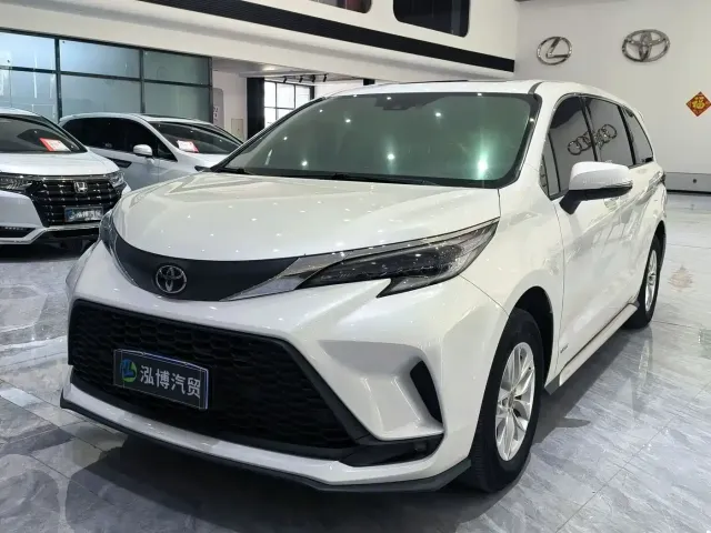 Фотография автомобиля — Toyota Granvia