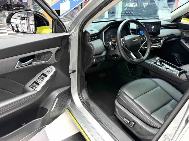 Haval Chitu — Фото автомобиля 4
