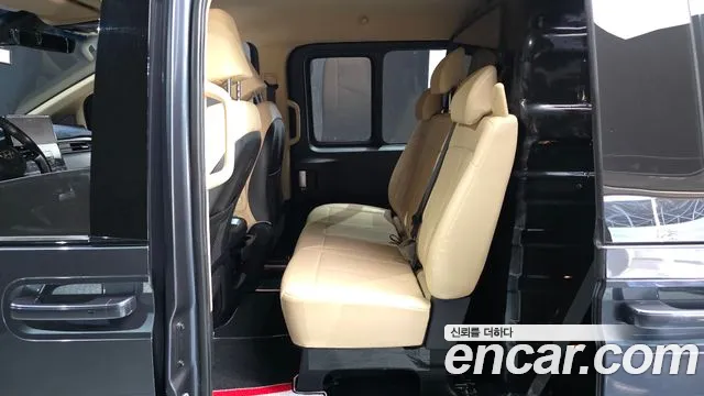 Hyundai Staria — Фото автомобиля 11