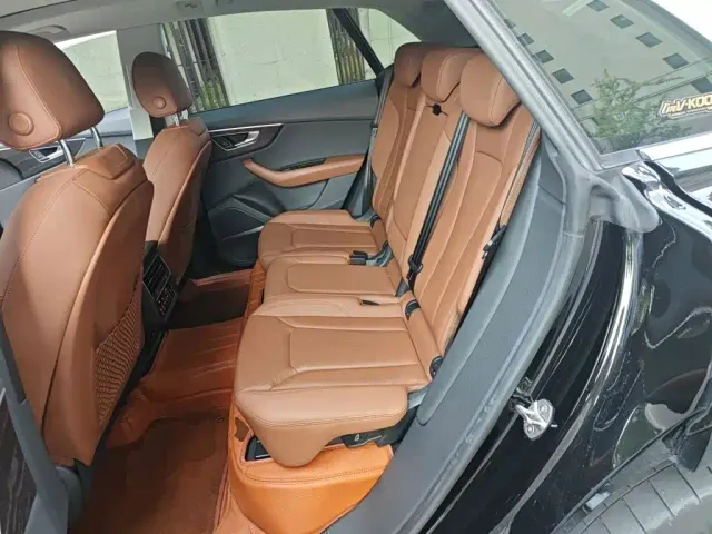 Audi Q8 — Фото автомобиля 13