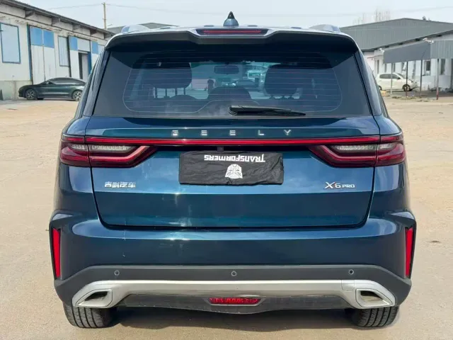 Geely Vision X6 — Фото автомобиля 8