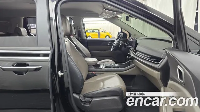 Kia Carnival 4th Gen — Фото автомобиля 16