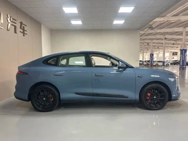 IM Motors LS6 — Фото автомобиля 8