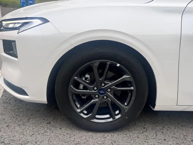 Ford Mondeo — Фото автомобиля 8