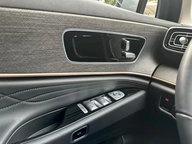 Chery Tiggo 9 — Фото автомобиля 18