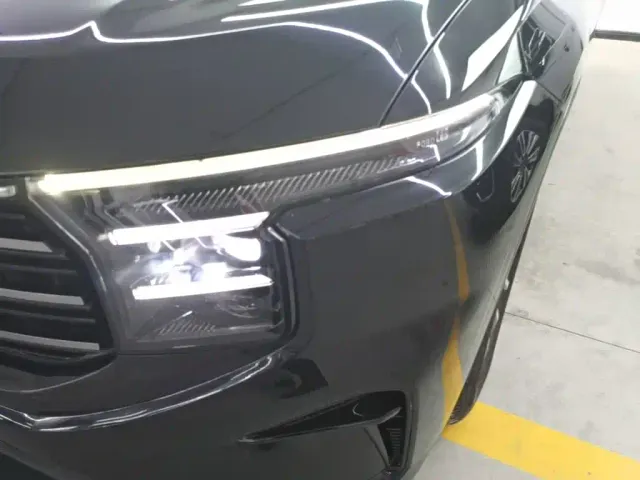 Ford Edge — Фото автомобиля 23