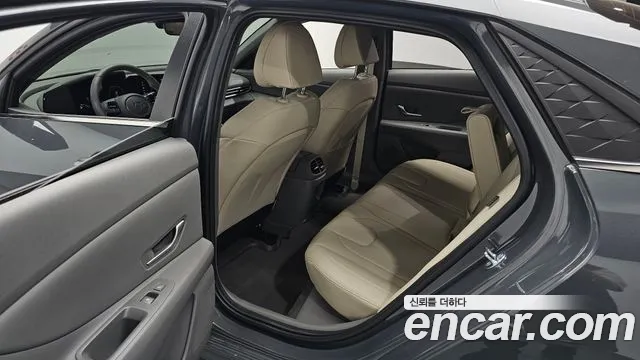 Hyundai Avante CN7 — Фото автомобиля 18