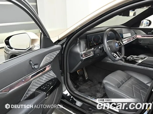 BMW 7-Series 7 серия (G70) — Фото автомобиля 11