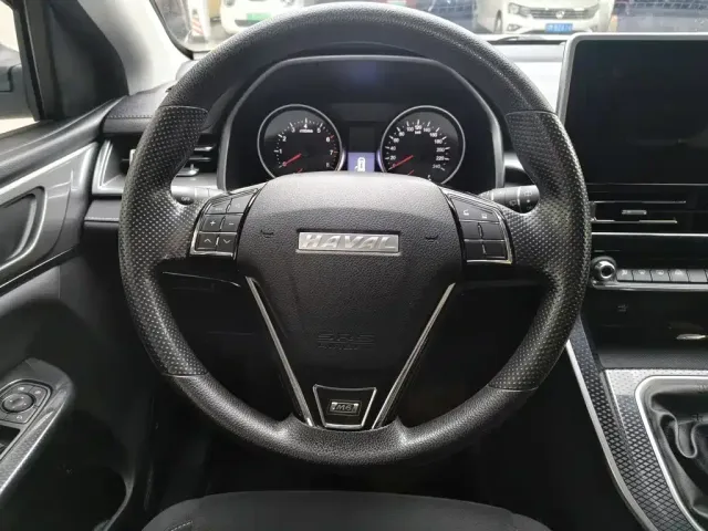Haval M6 — Фото автомобиля 2