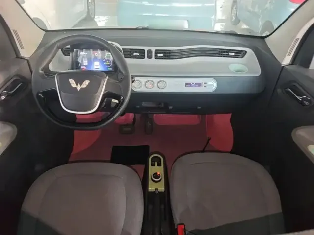 Wuling Hongguang Mini EV — Фото автомобиля 9