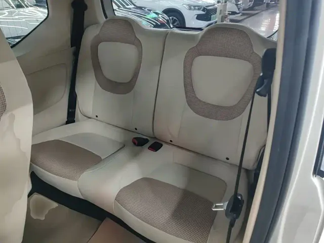 Wuling Hongguang Mini EV — Фото автомобиля 16