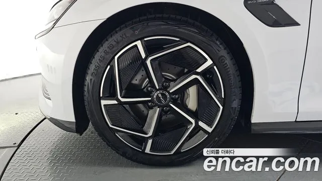 BYD Seal — Фото автомобиля 4