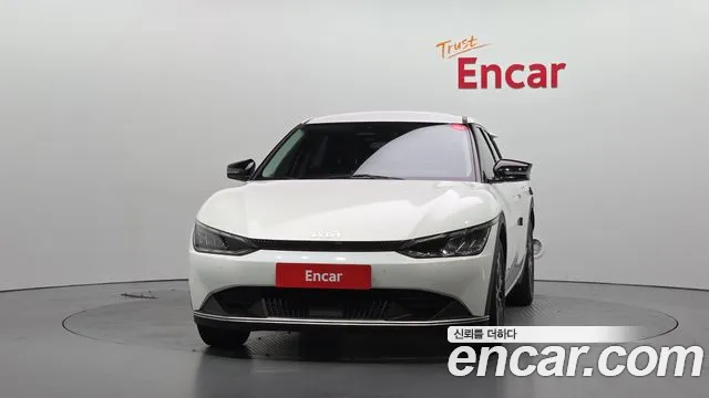 Kia EV6 — Фото автомобиля 3