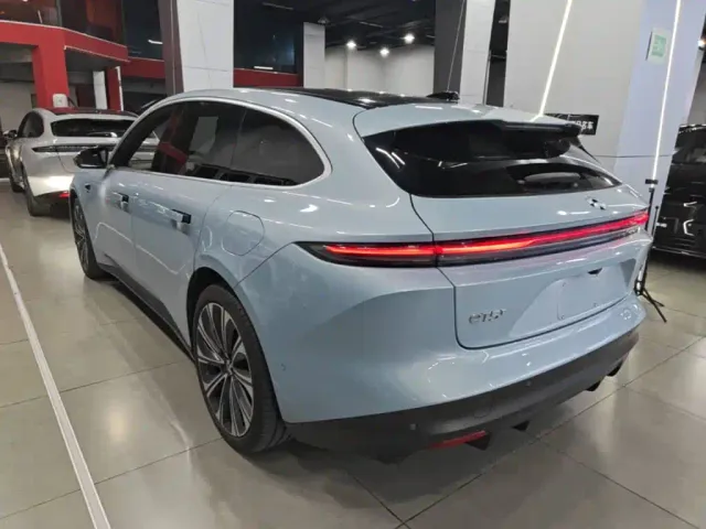 Nio ET5 Touring — Фото автомобиля 4