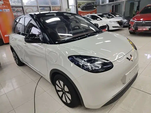 Wuling Bingo — Фото автомобиля 3