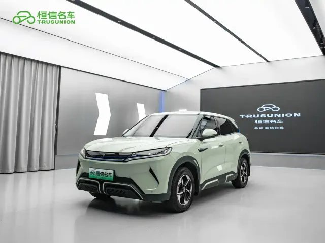 Фотография автомобиля — BYD Yuan UP