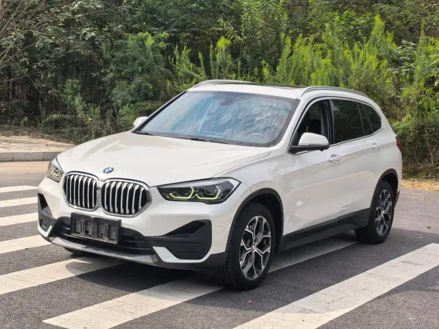 BMW X1 — Фото автомобиля 3