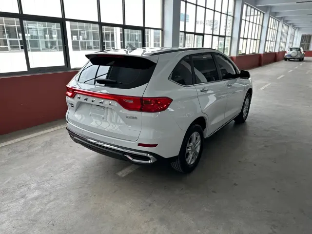 Haval M6 — Фото автомобиля 18