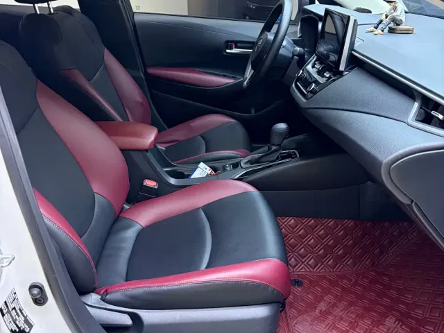 Toyota Corolla — Фото автомобиля 12