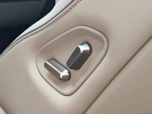 Li Auto i6 — Фото автомобиля 12