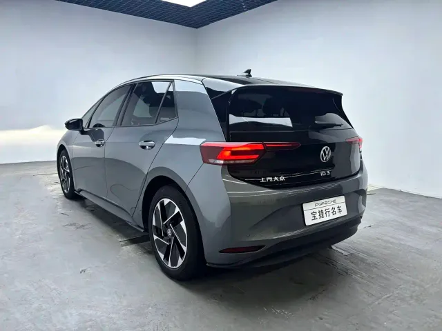 Volkswagen ID.3 — Фото автомобиля 5