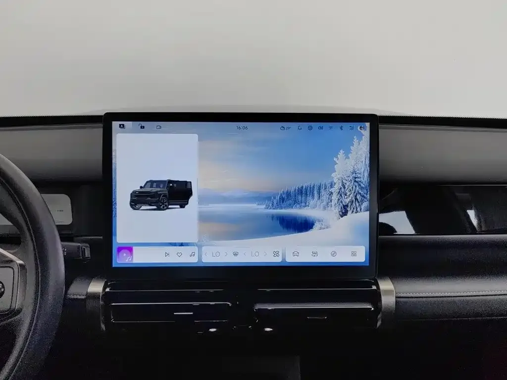 iCAR iCAR 03T 2024 520km 2WD Long Range — Фото автомобиля 12
